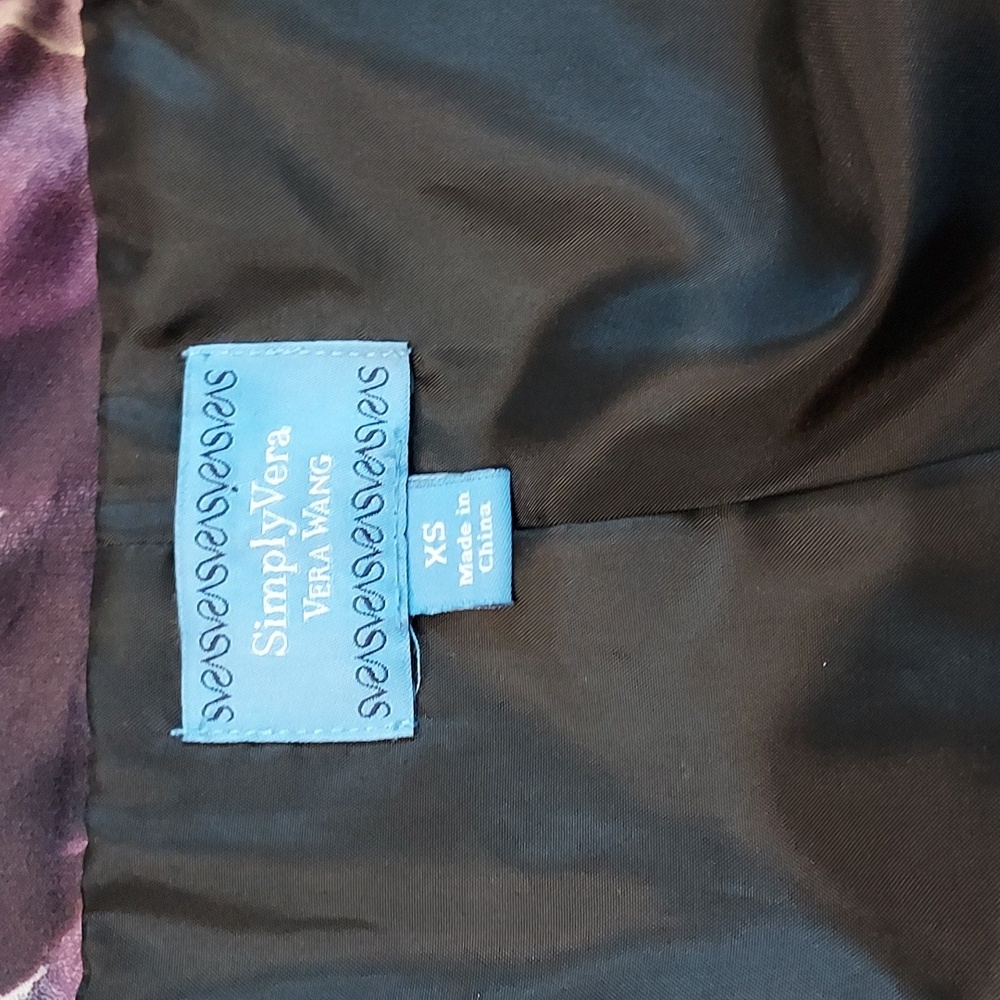 Simply Vera by Vera Wang EUC - Picture 5 of 13